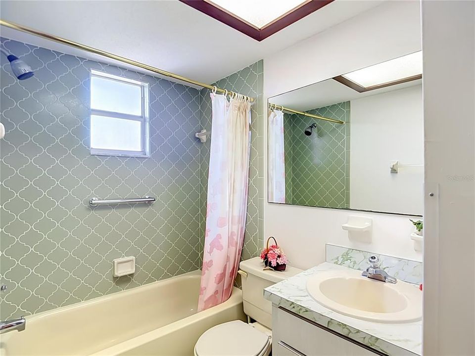 En Venta: $475,000 (2 camas, 2 baños, 1092 Pies cuadrados)