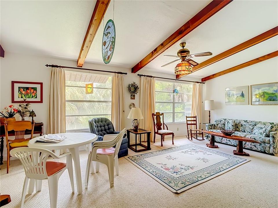 En Venta: $475,000 (2 camas, 2 baños, 1092 Pies cuadrados)