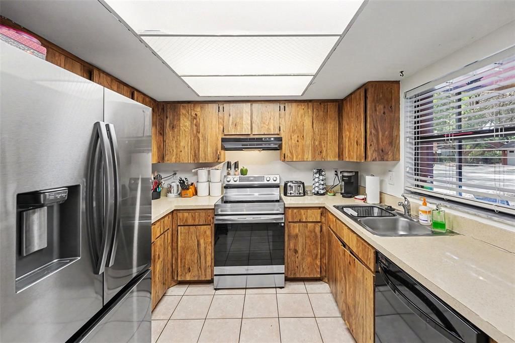 En Venta: $300,000 (3 camas, 2 baños, 1473 Pies cuadrados)