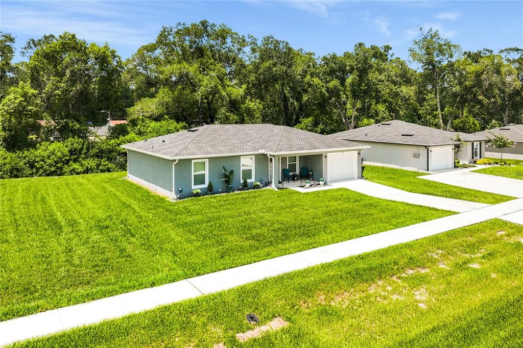 На продажу: $329,999 (3 спален, 2 ванн, 1197 Квадратных фут)