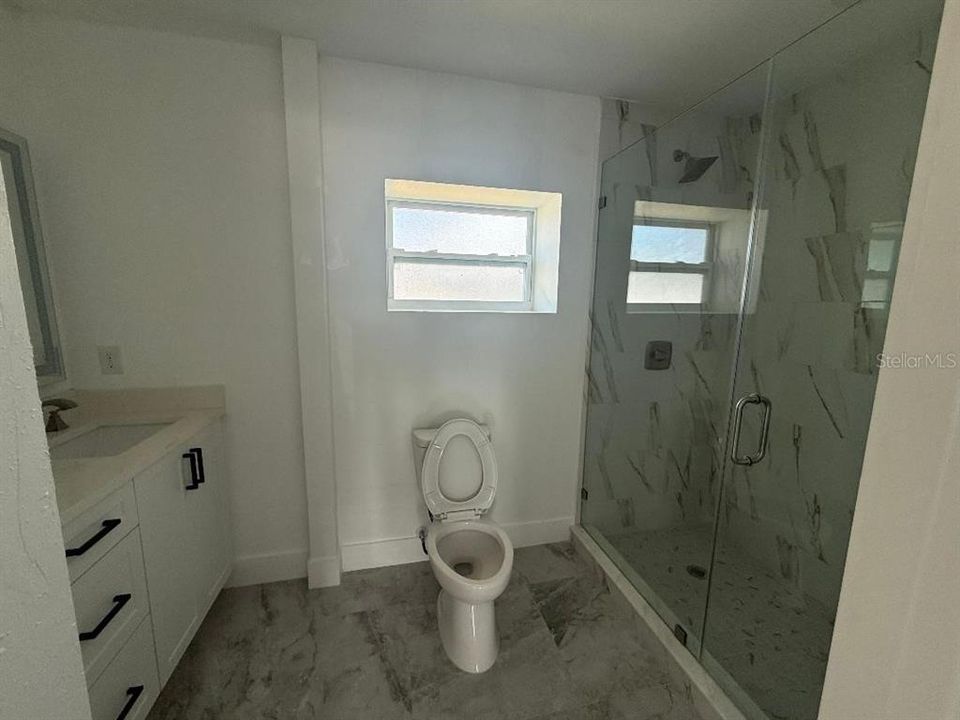 На продажу: $369,900 (3 спален, 2 ванн, 1200 Квадратных фут)
