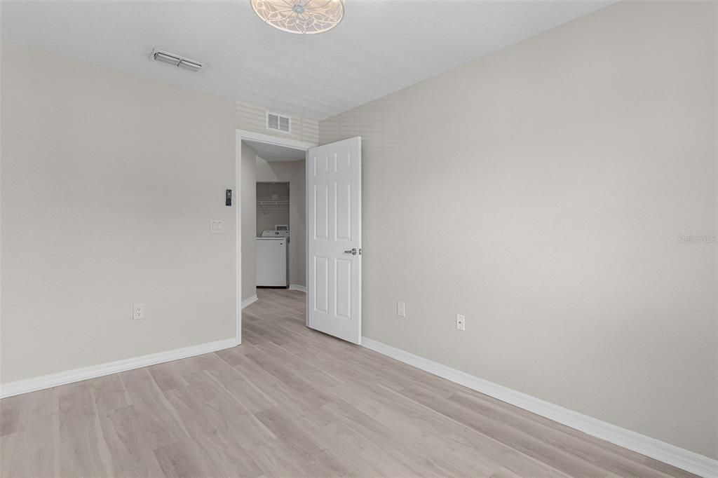 For Sale: $218,900 (3 beds, 2 baths, 1291 Square Feet)