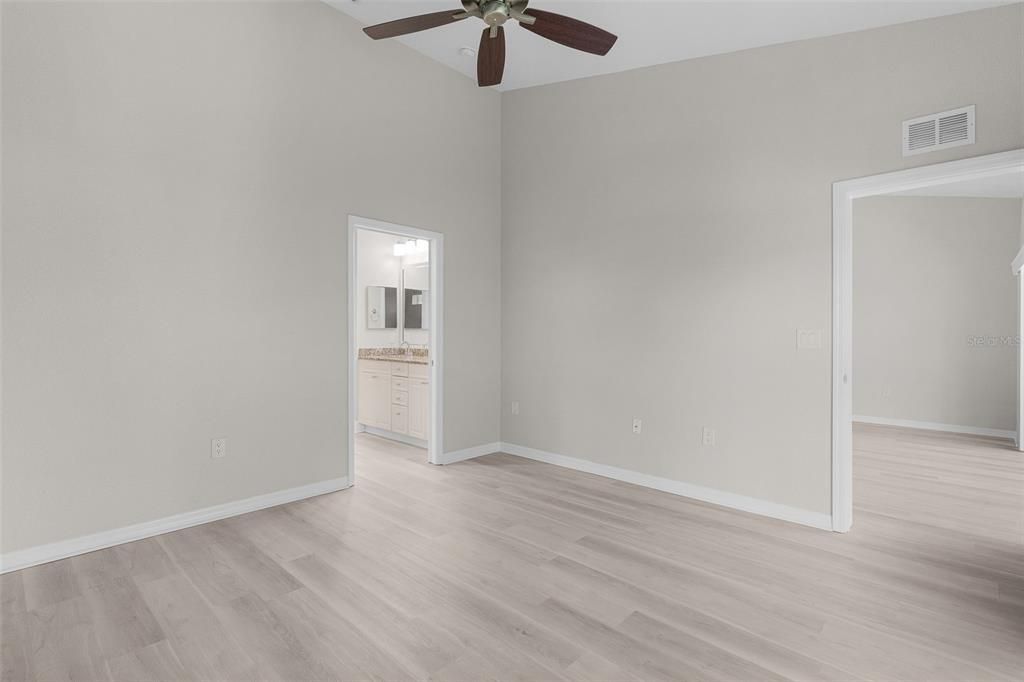 For Sale: $218,900 (3 beds, 2 baths, 1291 Square Feet)