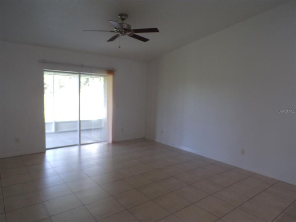 В аренду: $1,750 (2 спален, 2 ванн, 1180 Квадратных фут)