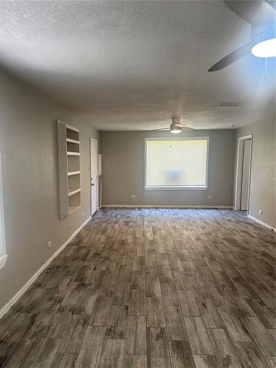 В аренду: $2,400 (3 спален, 2 ванн, 1084 Квадратных фут)