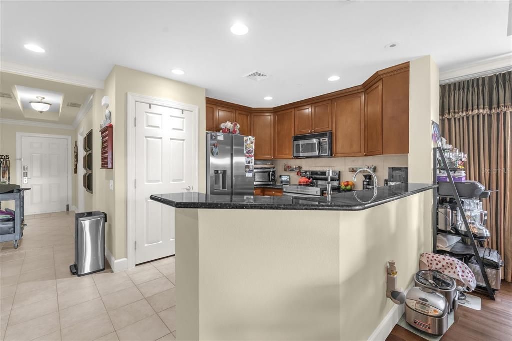 En Venta: $358,000 (3 camas, 3 baños, 1686 Pies cuadrados)