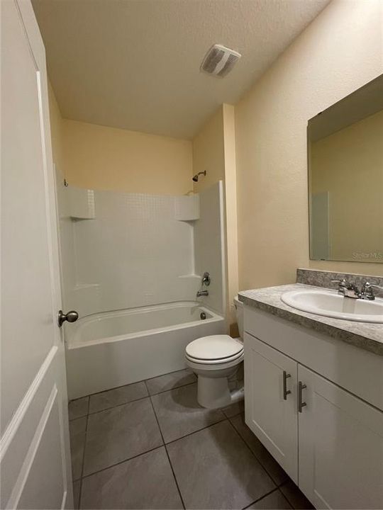 В аренду: $2,400 (3 спален, 2 ванн, 1516 Квадратных фут)