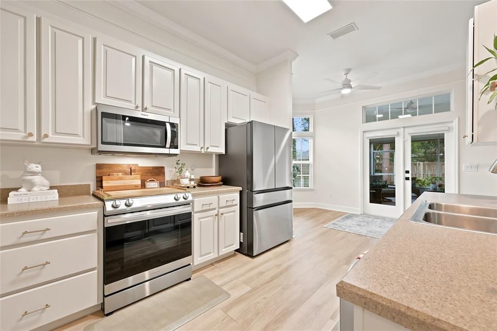 For Sale: $379,900 (3 beds, 2 baths, 1507 Square Feet)