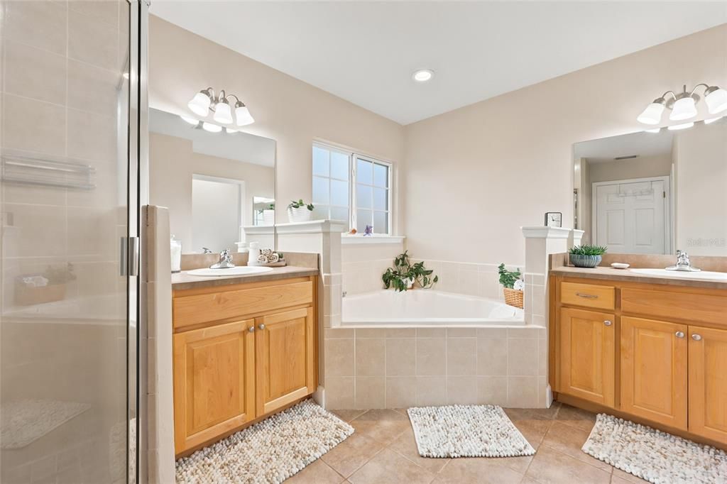 For Sale: $379,900 (3 beds, 2 baths, 1507 Square Feet)
