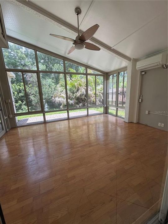 В аренду: $2,350 (3 спален, 2 ванн, 1735 Квадратных фут)