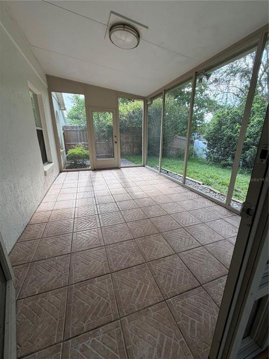 В аренду: $2,350 (3 спален, 2 ванн, 1735 Квадратных фут)