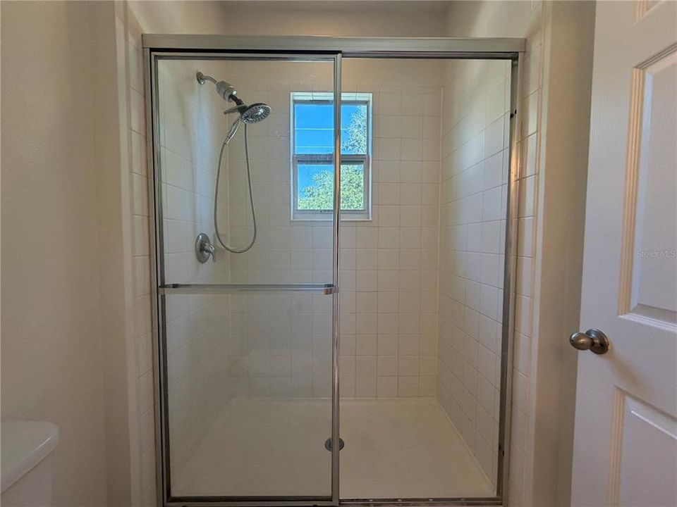 В аренду: $2,395 (3 спален, 2 ванн, 1651 Квадратных фут)