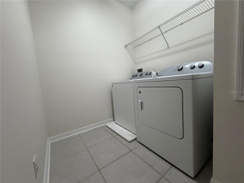 В аренду: $2,395 (3 спален, 2 ванн, 1651 Квадратных фут)