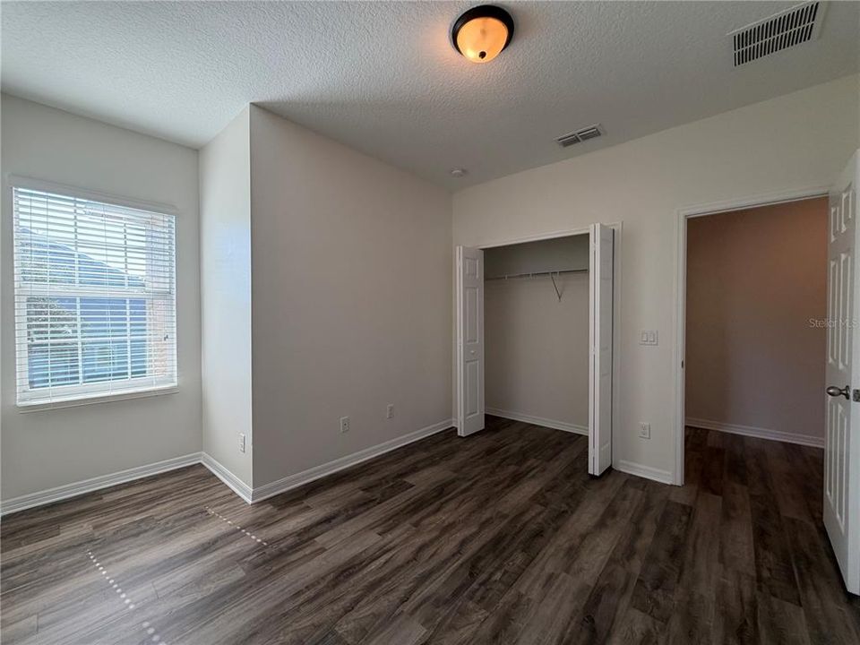 В аренду: $2,395 (3 спален, 2 ванн, 1651 Квадратных фут)