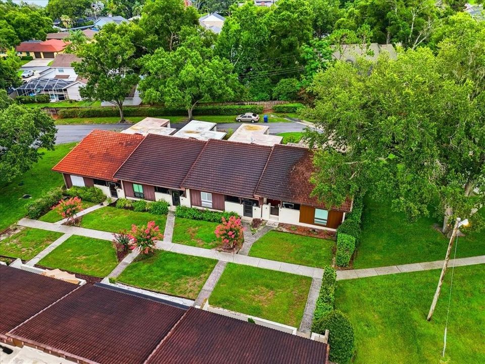 На продажу: $189,999 (2 спален, 2 ванн, 1244 Квадратных фут)