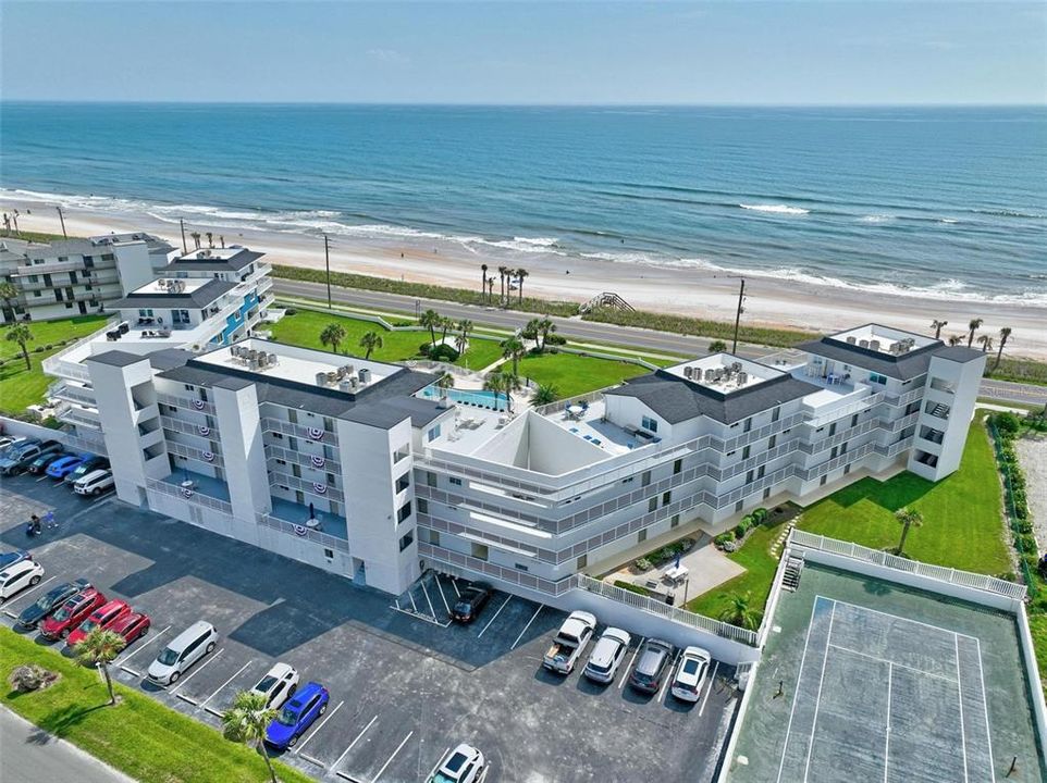На продажу: $395,000 (2 спален, 2 ванн, 1201 Квадратных фут)
