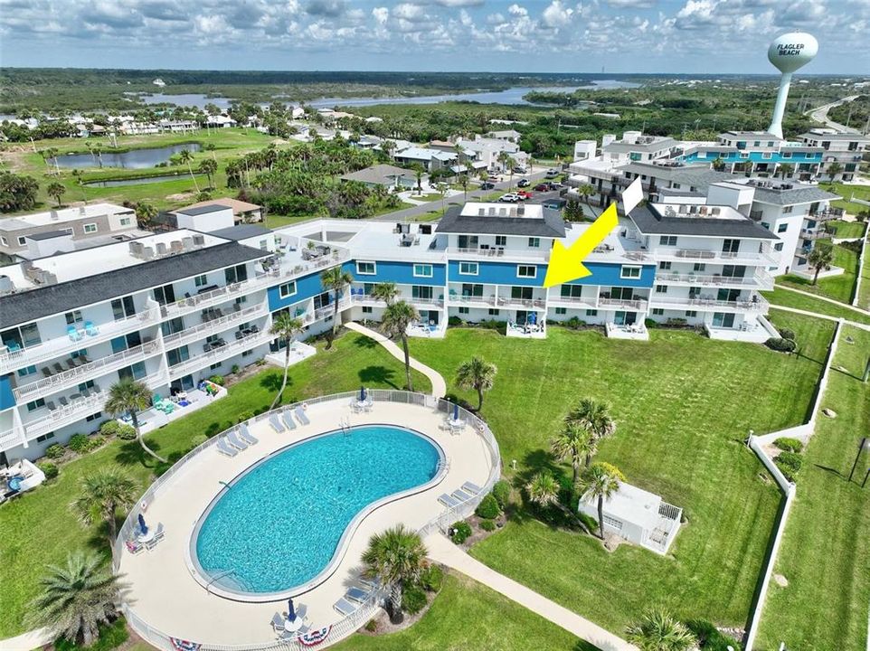 На продажу: $395,000 (2 спален, 2 ванн, 1201 Квадратных фут)