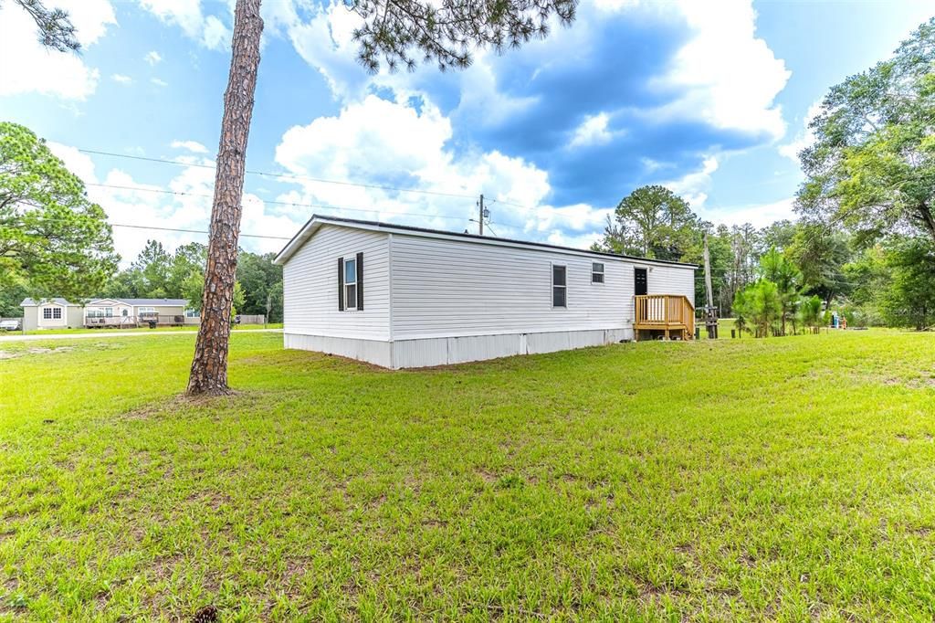 En Venta: $285,000 (3 camas, 2 baños, 1252 Pies cuadrados)