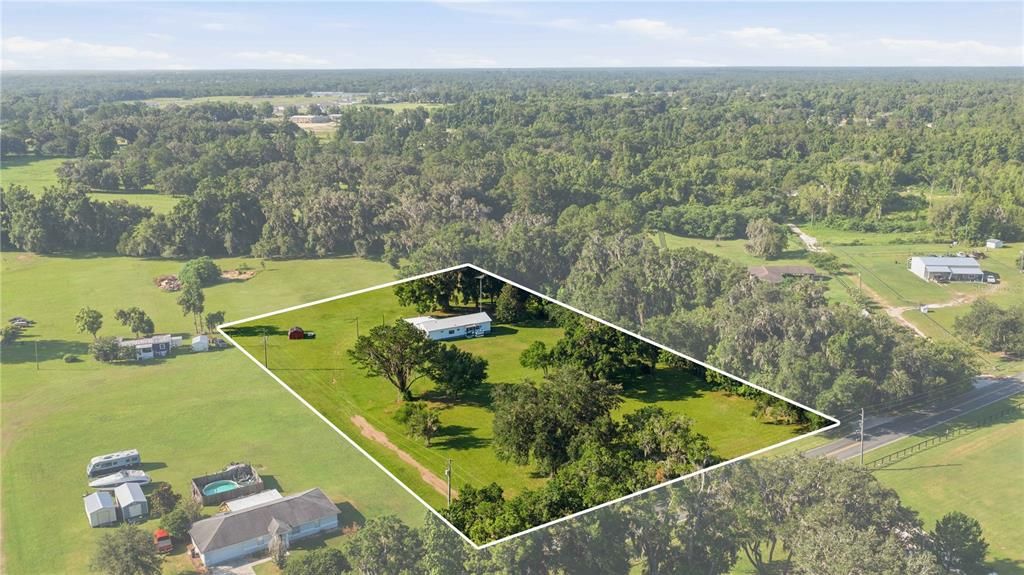 En Venta: $449,900 (3 camas, 3 baños, 1525 Pies cuadrados)