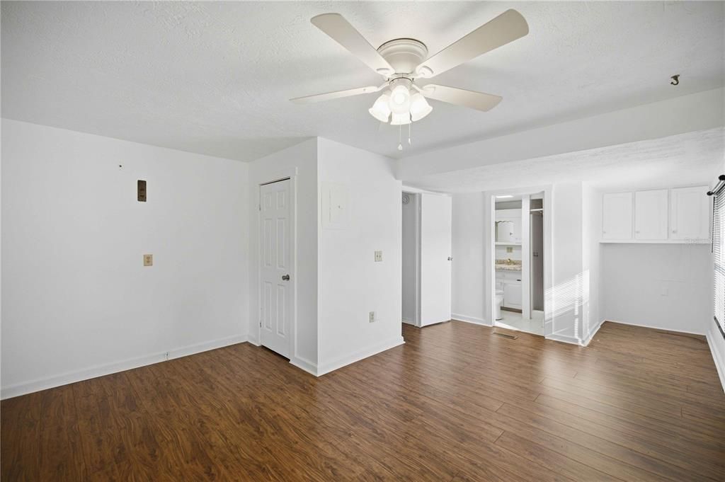 En Venta: $449,900 (3 camas, 3 baños, 1525 Pies cuadrados)