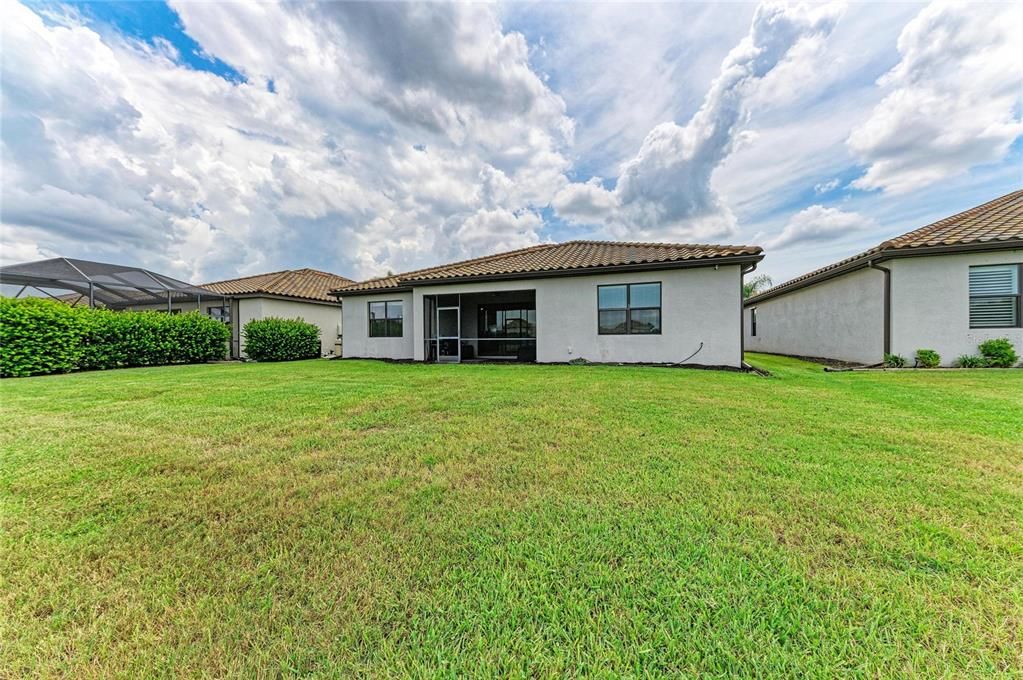 For Sale: $675,000 (3 beds, 3 baths, 2455 Square Feet)
