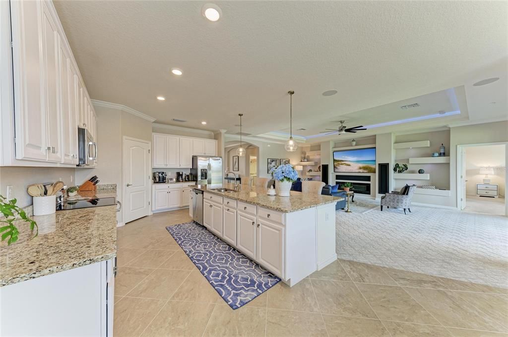 For Sale: $675,000 (3 beds, 3 baths, 2455 Square Feet)