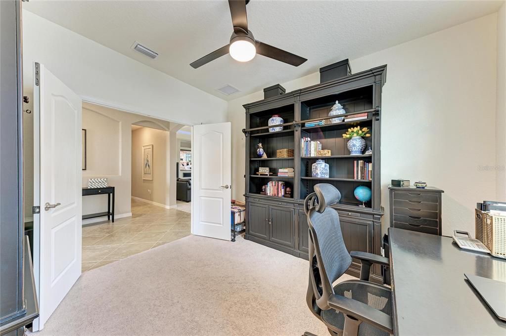 For Sale: $675,000 (3 beds, 3 baths, 2455 Square Feet)