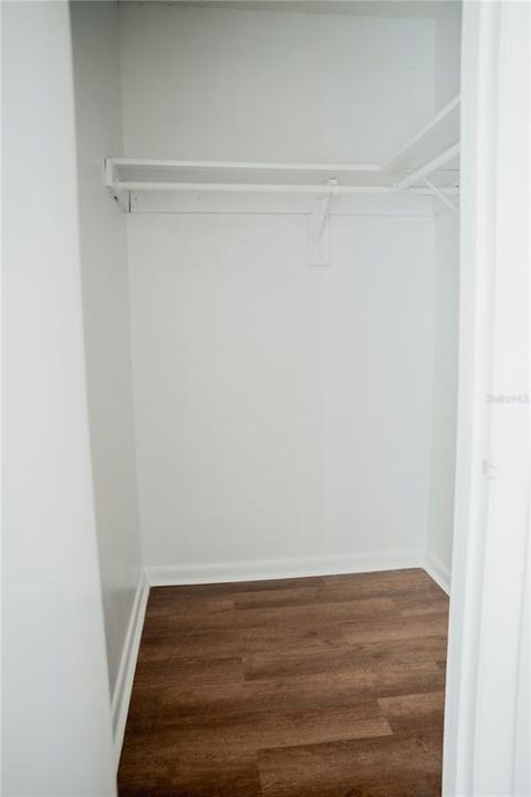For Rent: $1,400 (2 beds, 1 baths, 1680 Square Feet)