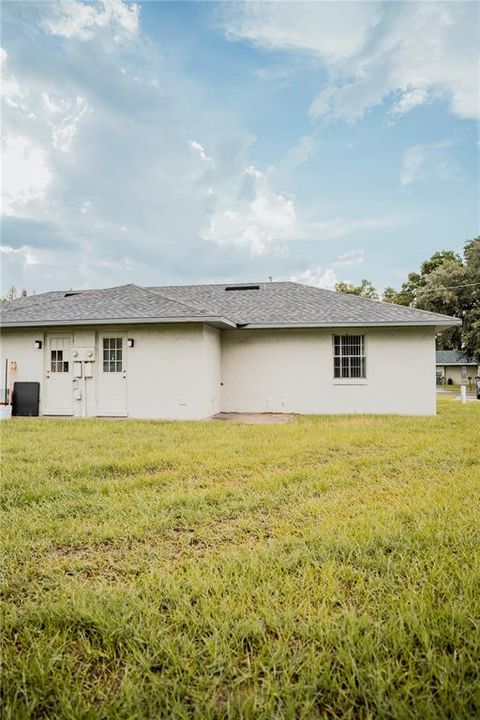 For Rent: $1,400 (2 beds, 1 baths, 1680 Square Feet)
