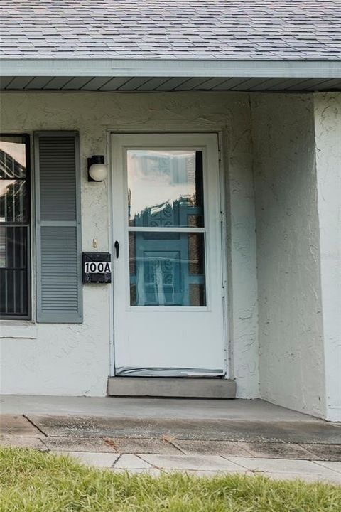 For Rent: $1,400 (2 beds, 1 baths, 1680 Square Feet)