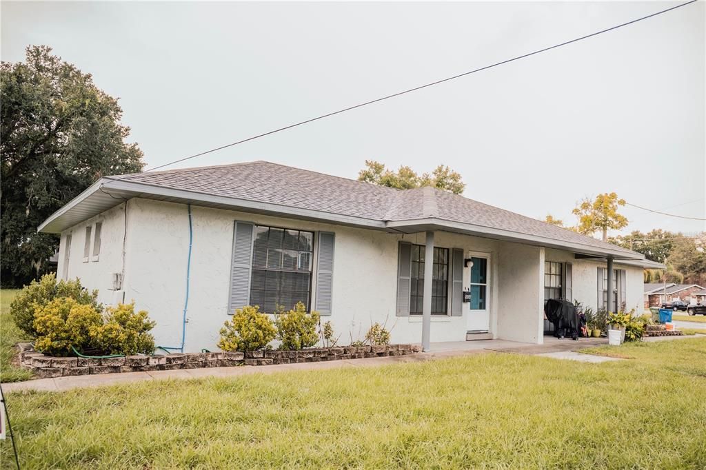 For Rent: $1,400 (2 beds, 1 baths, 1680 Square Feet)