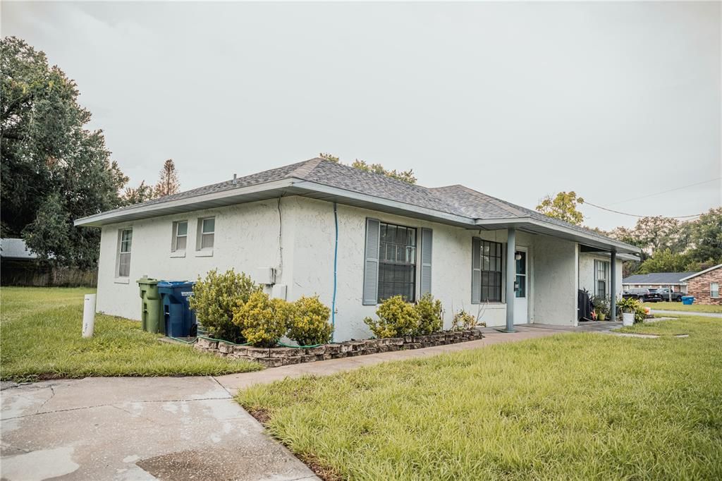For Rent: $1,400 (2 beds, 1 baths, 1680 Square Feet)