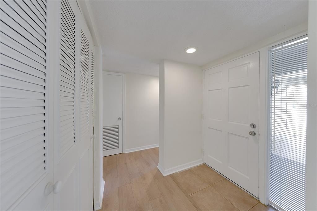 For Sale: $224,000 (2 beds, 2 baths, 1396 Square Feet)