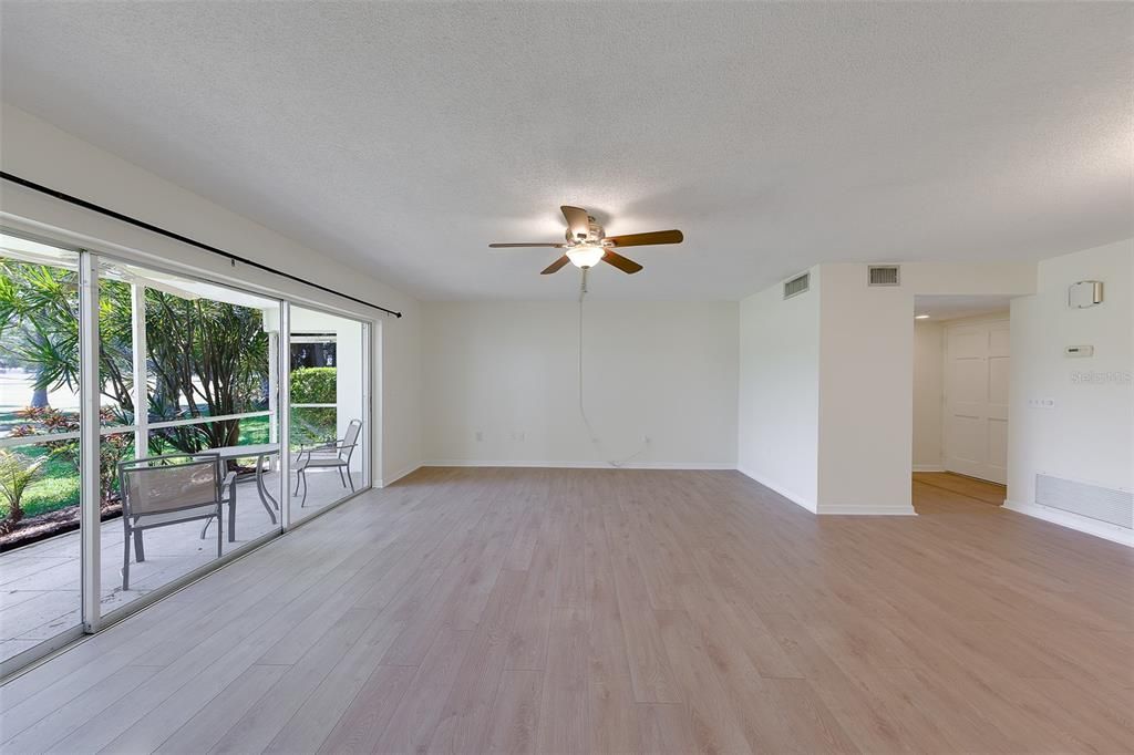 For Sale: $224,000 (2 beds, 2 baths, 1396 Square Feet)