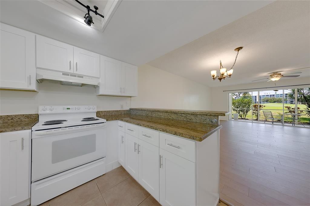 For Sale: $224,000 (2 beds, 2 baths, 1396 Square Feet)
