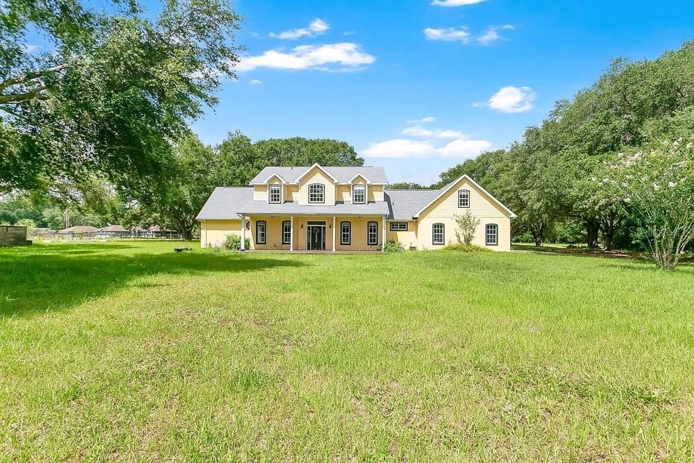 En Venta: $995,000 (5 camas, 4 baños, 4088 Pies cuadrados)