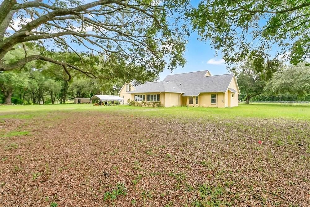 En Venta: $995,000 (5 camas, 4 baños, 4088 Pies cuadrados)