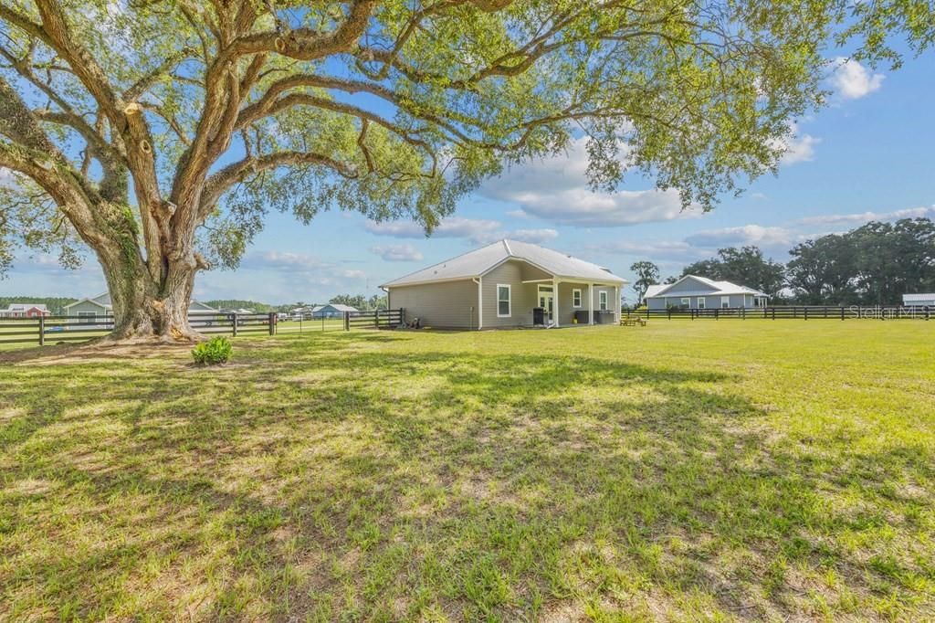 For Sale: $359,900 (3 beds, 2 baths, 1645 Square Feet)