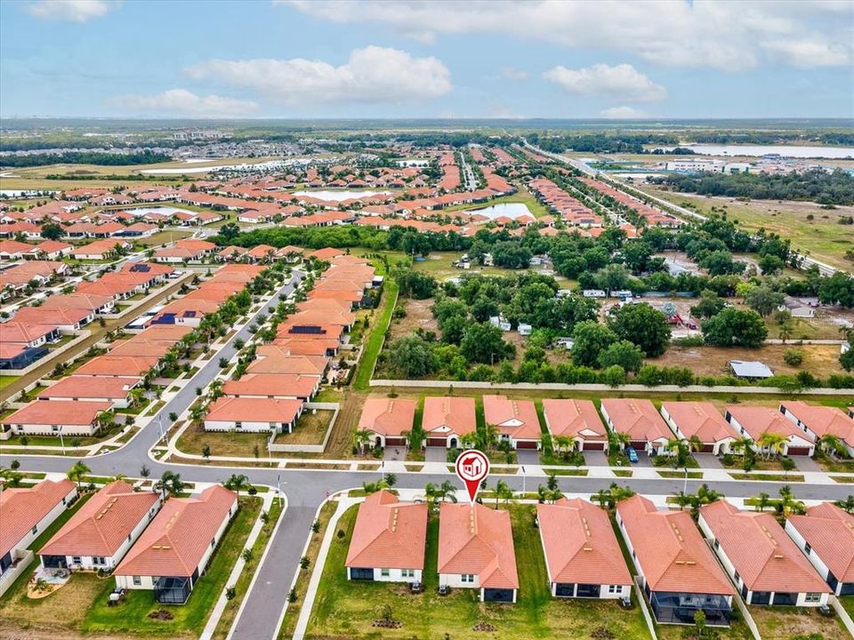 На продажу: $372,000 (2 спален, 2 ванн, 1761 Квадратных фут)