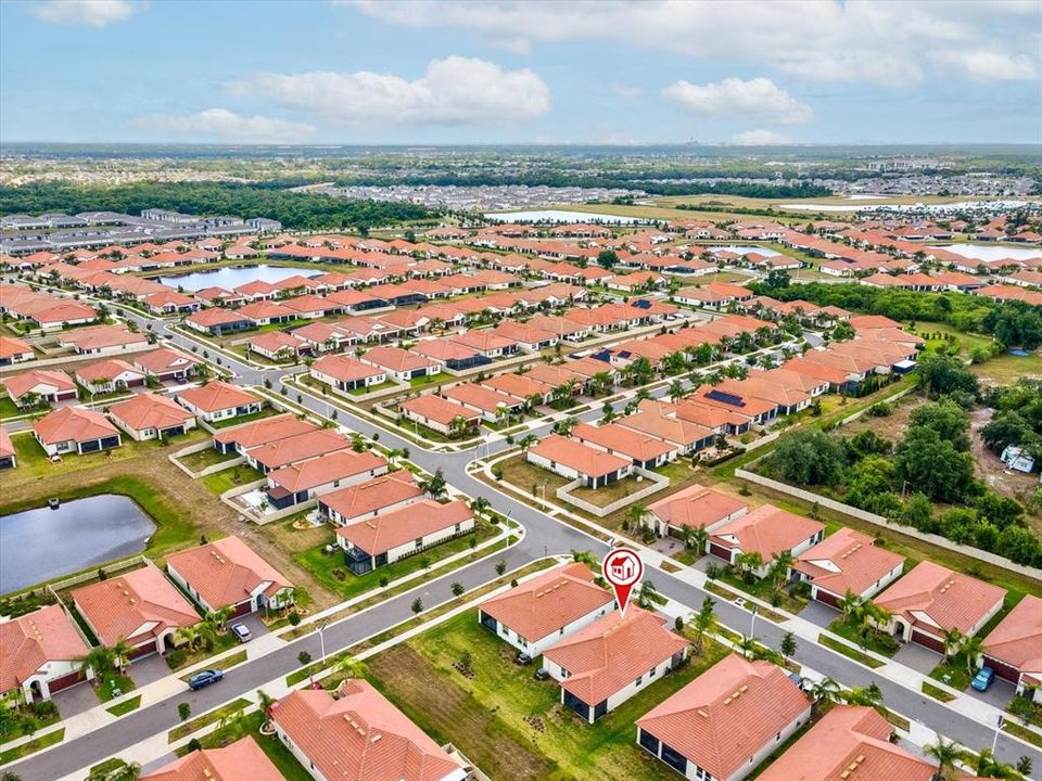 На продажу: $372,000 (2 спален, 2 ванн, 1761 Квадратных фут)