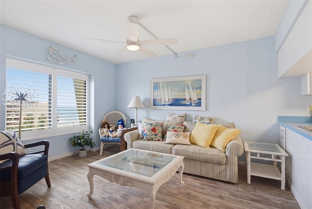 На продажу: $450,000 (1 спален, 2 ванн, 928 Квадратных фут)