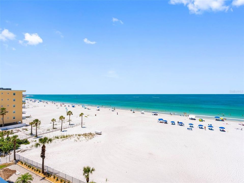 For Sale: $659,000 (1 beds, 1 baths, 710 Square Feet)
