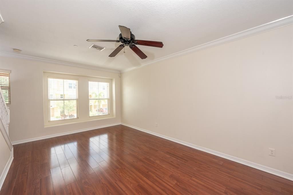 For Rent: $2,200 (2 beds, 2 baths, 1092 Square Feet)