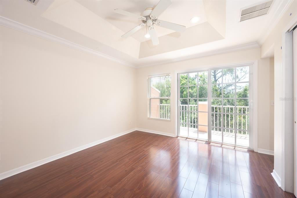 For Rent: $2,200 (2 beds, 2 baths, 1092 Square Feet)