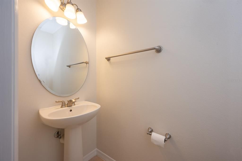 For Rent: $2,200 (2 beds, 2 baths, 1092 Square Feet)