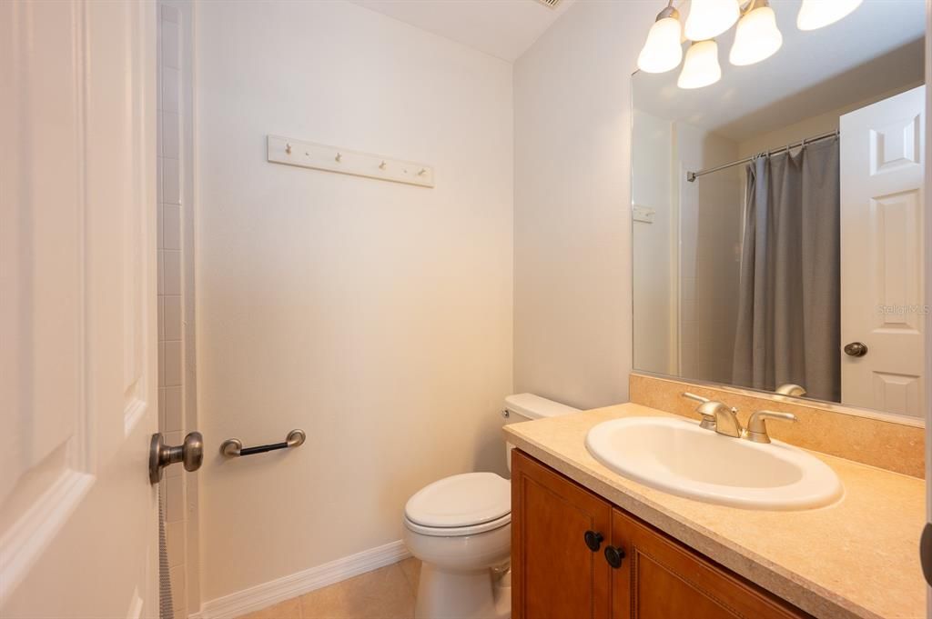 For Rent: $2,200 (2 beds, 2 baths, 1092 Square Feet)