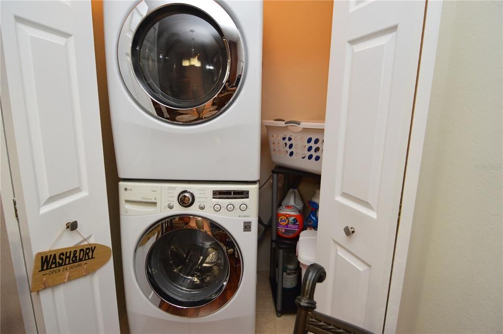 В аренду: $2,000 (1 спален, 1 ванн, 742 Квадратных фут)