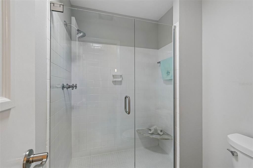 En Venta: $349,900 (1 camas, 2 baños, 1050 Pies cuadrados)