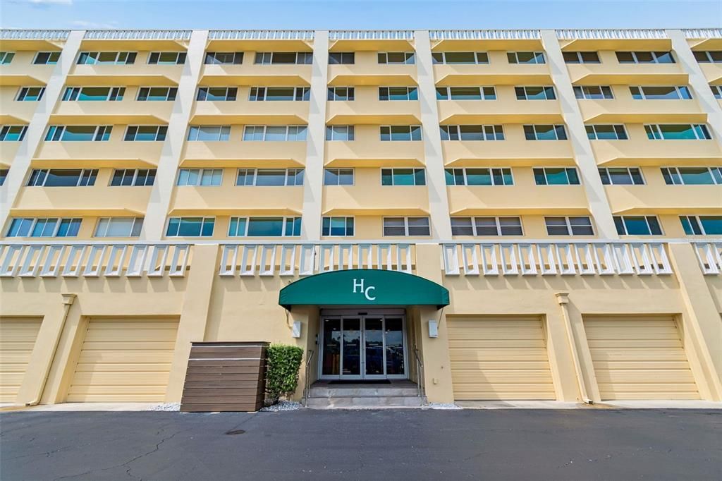 En Venta: $349,900 (1 camas, 2 baños, 1050 Pies cuadrados)