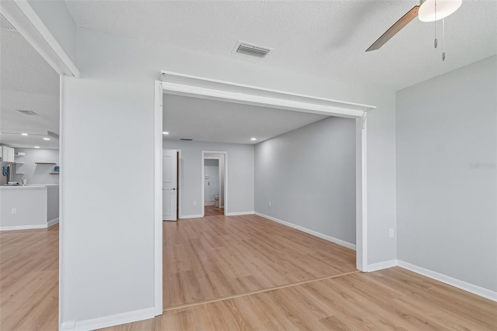 En Venta: $349,900 (1 camas, 2 baños, 1050 Pies cuadrados)